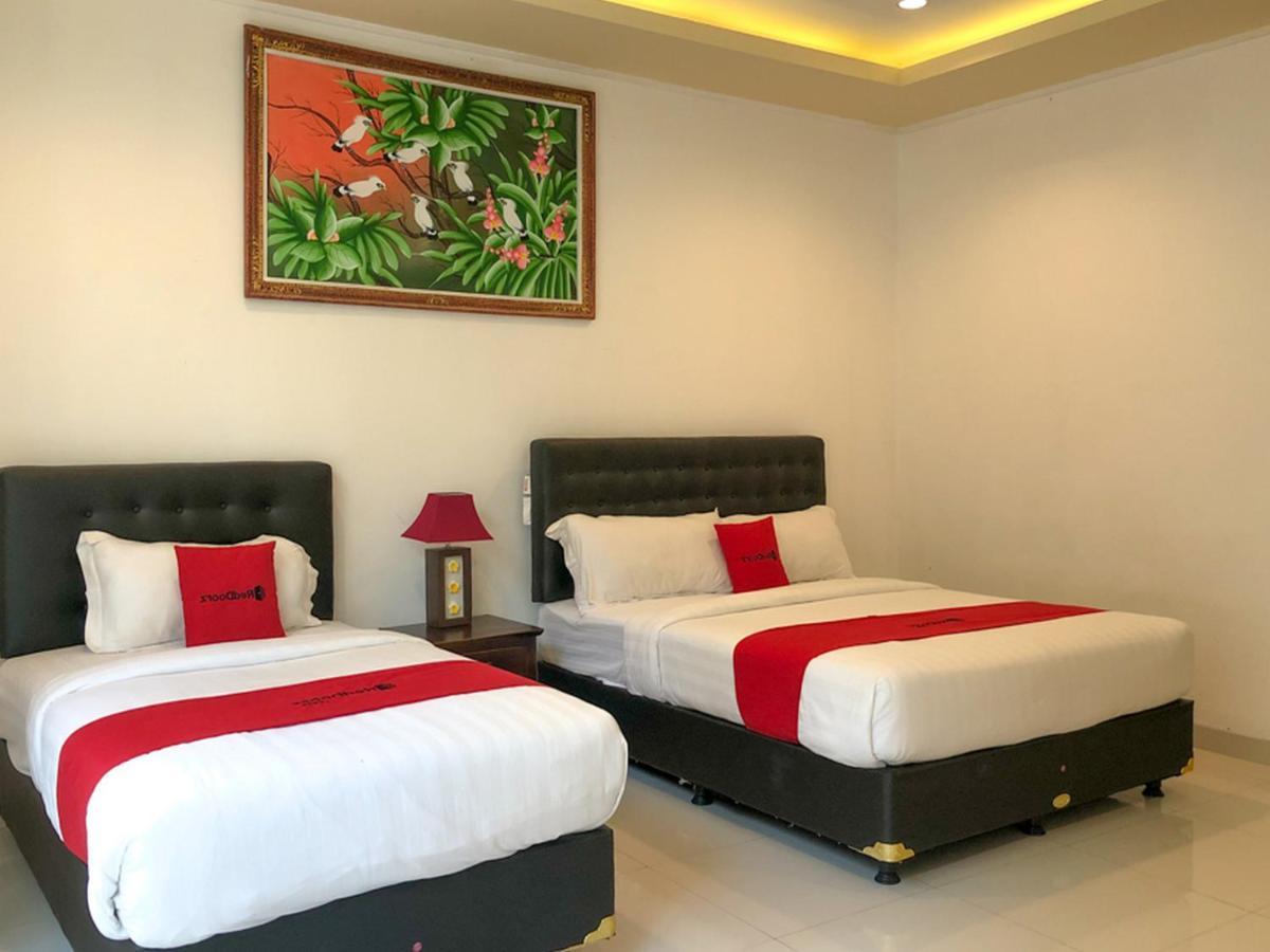 Reddoorz Plus Near Dreamland Beach Jimbaran Eksteriør billede
